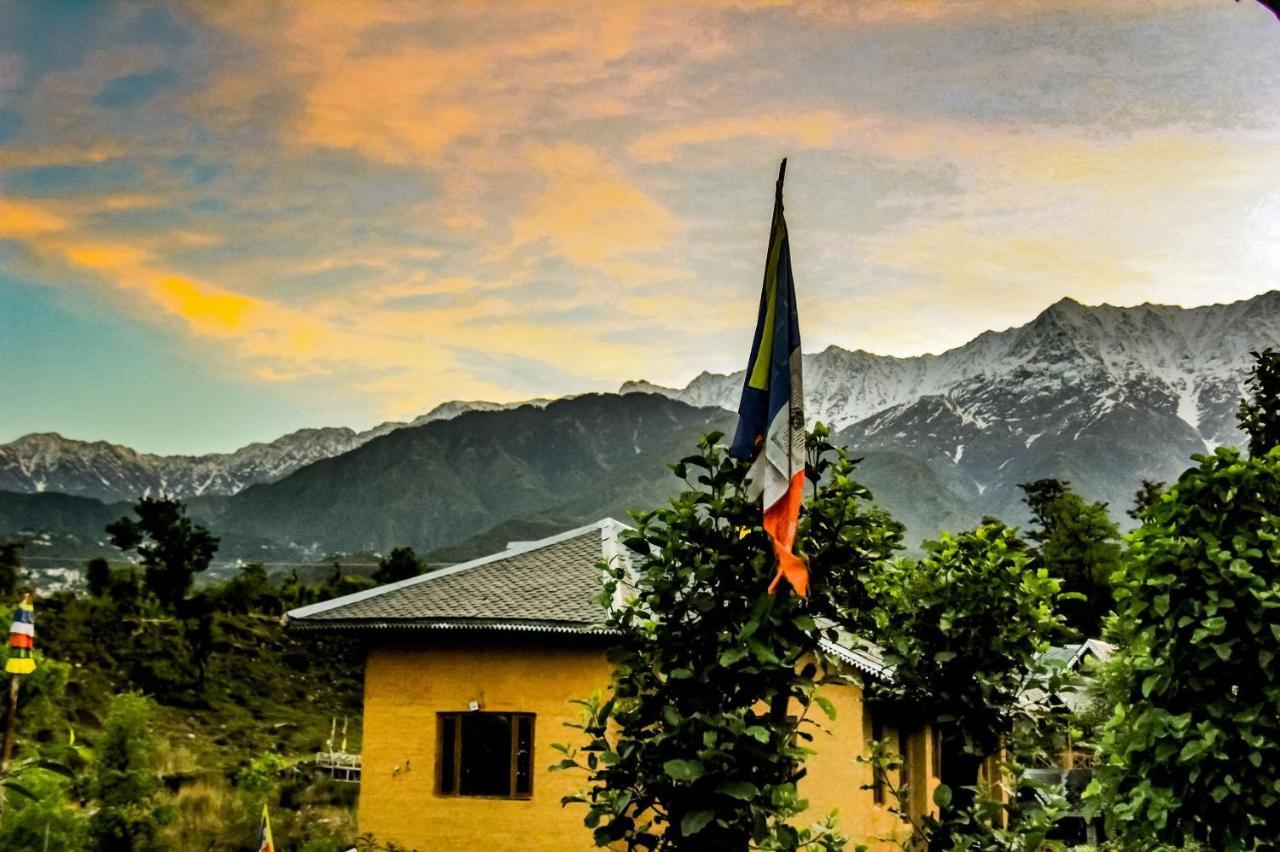 Prakriti Aalay - Riverside Mountain View Boutique Eco Resort Dharamshala Dış mekan fotoğraf